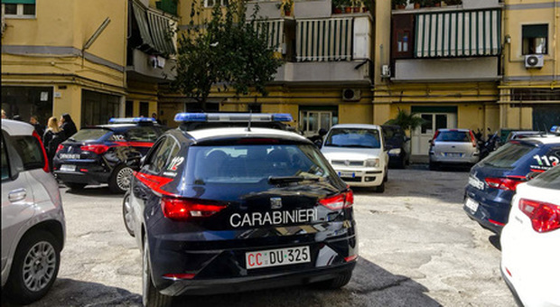 Napoli, controlli a tappeto dei carabinieri: sei arresti e 172 persone identificate