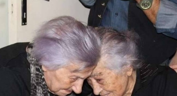 "Deddè" e "Fifi" Cammalleri, le due nonnine ultracentenarie di Canicattì, in provincia di Agrigento