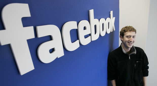Facebook, il tonfo a Wall Street dopo scandalo dei dati manipolati