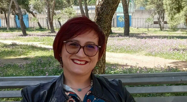 Vincenza Angrisano uccisa a coltellate dal marito, le maestre dei figli sconvolte: «L'altro ieri erano insieme a colloquio a scuola»