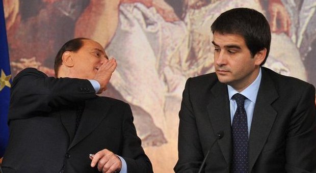 Regionali Puglia, Berlusconi si arrende a Fitto: ricandidati tutti i consiglieri uscenti