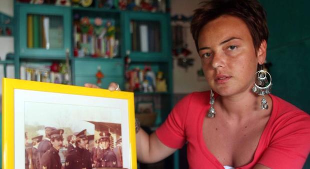 Il tragico destino di Antonia, la figlia del poliziotto Custra uccisa dal cancro