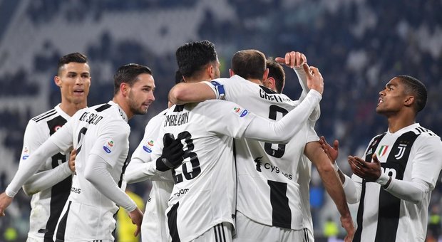 Juventus-Chievo 3-0: Costa più Can e Rugani, Napoli a -9. Ronaldo fermato dal dischetto