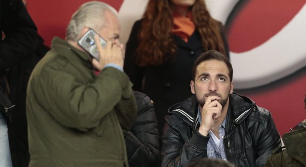 Il Napoli batte Higuain in tribunale: "Il Pipita pagherà anche le spese"