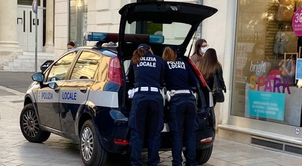 Posti controllo della Polizia locale di Lecce