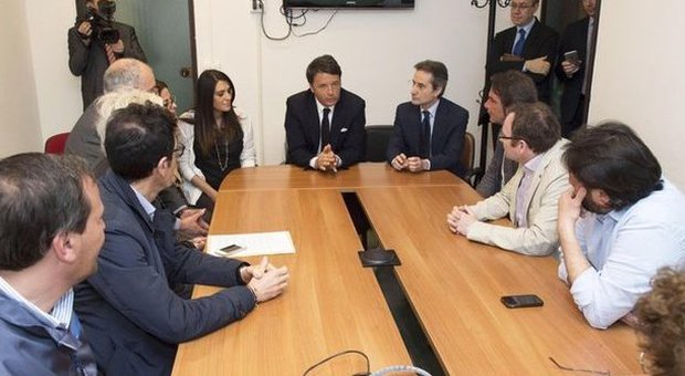 Ex Indesit, Renzi agli operai «Parlerò io con gli americani»