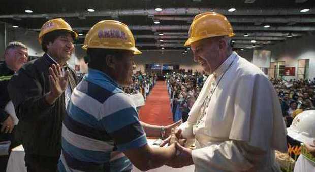 Papa Francesco: «Questo sistema economico strozza i poveri»