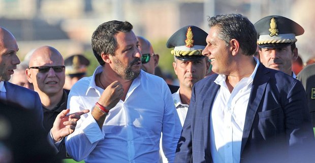Genova, Salvini: «Da Autostrade puntiamo ad avere fondi, il resto dopo»