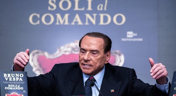 Berlusconi: «Senza vincitori resta Gentiloni, poi ritorno al voto»