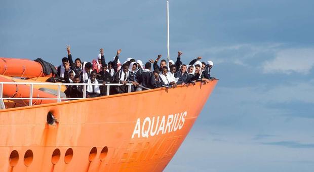 Aquarius, la Francia dice no: porto di Marsiglia chiuso per i 58 migranti