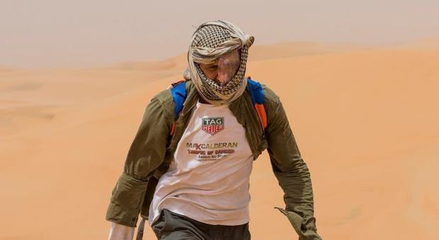 Max Calderan attraversa a piedi da solo i 1.100 km del deserto più inospitale della Terra e mai esplorato prima