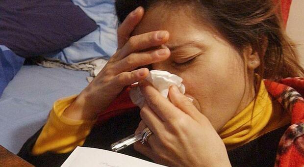 Raffreddore «lungo», studio rivela sintomi e cause degli impatti a lungo termine dopo infezioni respiratorie