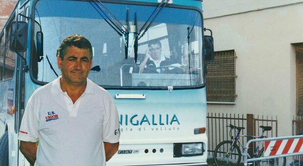 Marco Piaggesi, 69 anni, era l'autista della Vigor Senigallia