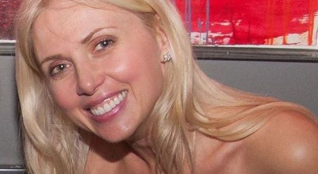 La miss russa vuole il divorzio milionario dal marito: "Non voglio più lavorare, al massimo mi risposo"