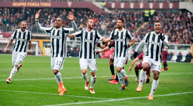 Torino-Juventus 0-1: Alex Sandro risolve il derby senza Higuain