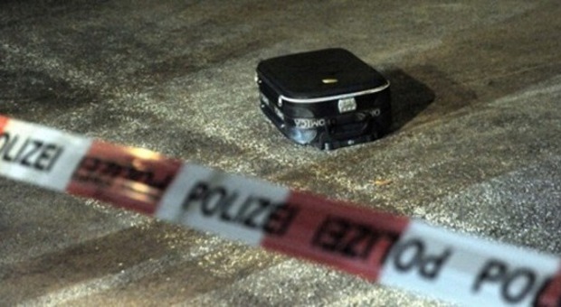 Amburgo, cadaveri di due neonati trovati in una valigia: sospetti sulla presunta madre