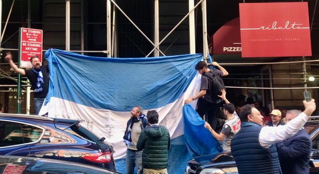 Juve-Napoli, delirio azzurro a New York | Video