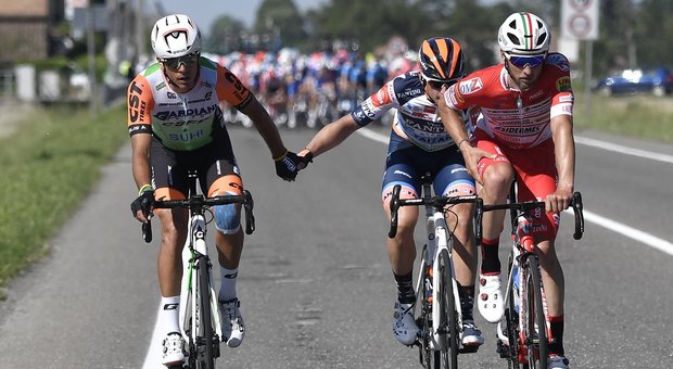 Giro d'Italia, Damiano Cima vince l'ultima volata a Santa Maria di Sala