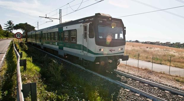 Un treno della Roma-Viterbo