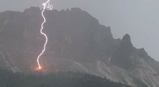 Tempesta elettrica in montagna (foto Meteo Veneto)