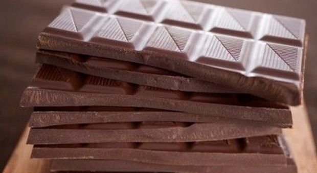 La tavoletta di cioccolato che elimina i dolori mestruali: l'hanno inventata