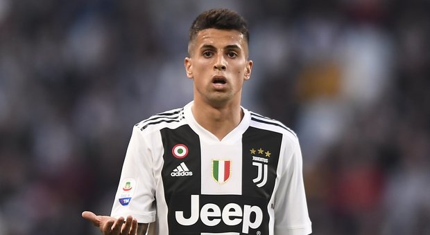 Juventus, Cancelo gioca d'anticipo: «Ronaldo sarà convocato per Amsterdam»