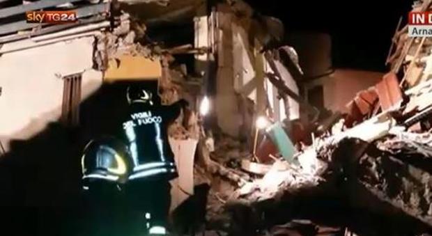 Savona, crolla una palazzina: cinque morti e un ferito grave