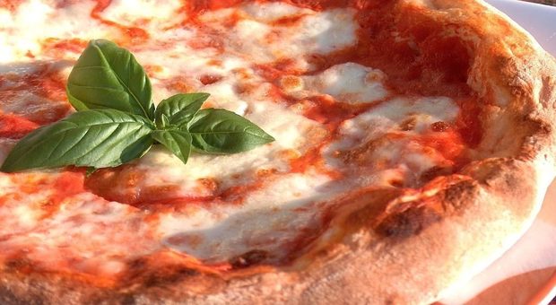 Le migliori pizzerie d'Italia secondo Gambero Rosso: trionfano Pepe e Padoan