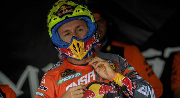 Tony Cairoli, re del motocross: «Vinco il 10° mondiale prima di Rossi»