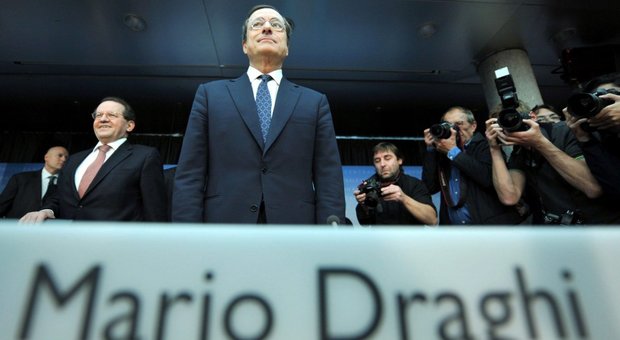 Macron: «Draghi degno erede dei padri fondatori Ue»