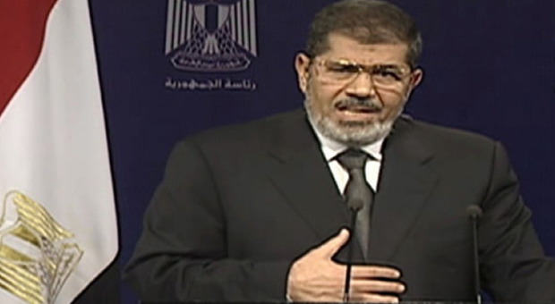 Morsi rinviato a giudizio per attività terroristiche in favore di Hamas e Hezbollah