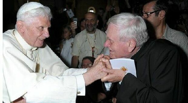 Don Mario Serafini con papa Ratzinger