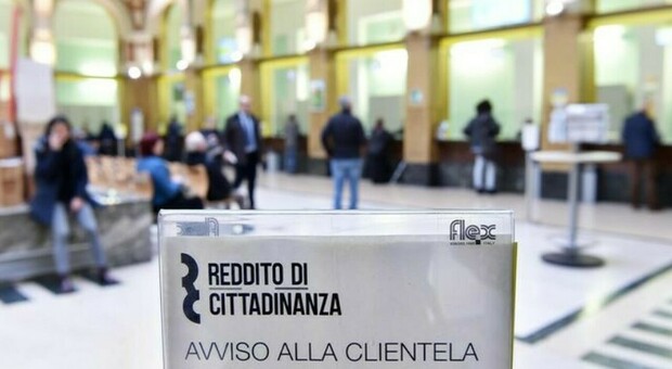 Reddito di cittadinanza, circolare Inps: «Stop dopo prima offerta congrua, niente assegno a chi lascia la scuola»