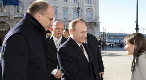 Enrico Letta, Vladimir Putin e Debora Serracchiani al vertice di Trieste
