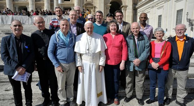 Papa Francesco e la cura verso le persone LGBT cattoliche