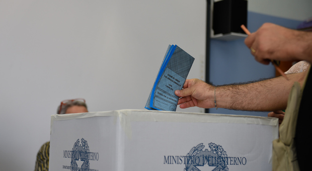Referendum, uffici aperti il sabato a Latina per carte d'identità e tessere elettorali