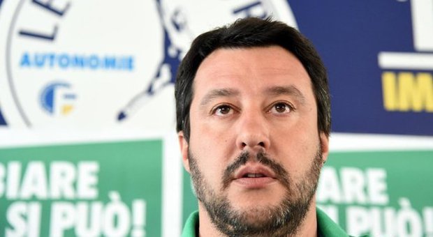 Salvini, l'ira del Vaticano: «Le sue frasi contro i rom sono stupide e insensate»
