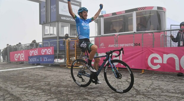 Giro: impresa di Lorenzo Fortunato sullo Zoncolan, Bernal conserva la maglia rosa, Yates recupera terreno