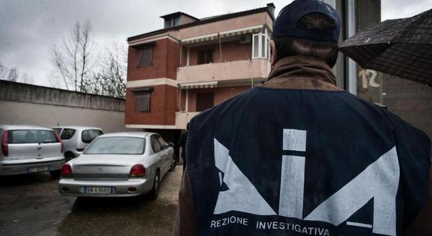 Antimafia, arresti e perquisizioni in Lombardia e in Calabria