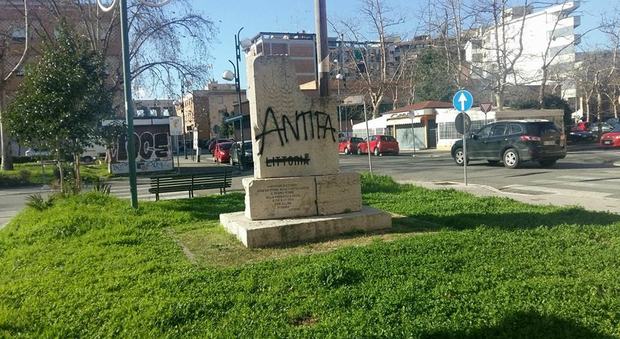 Atti vandalici al parco Falcone e Borsellino, il sindaco: «Danno morale incommentabile»