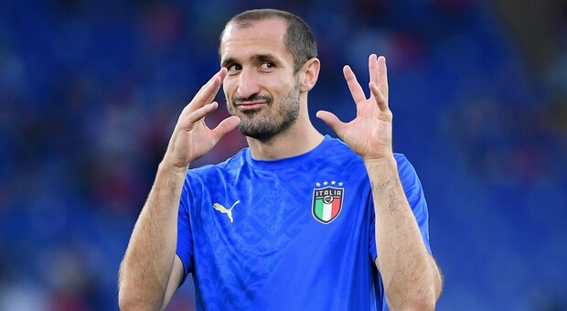 Italia-Svizzera, Chiellini tocca con la mano: ecco perché il Var ha annullato il gol degli azzurri