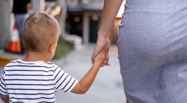 I medici di famiglia: «Rischiosa la passeggiata con i bambini»