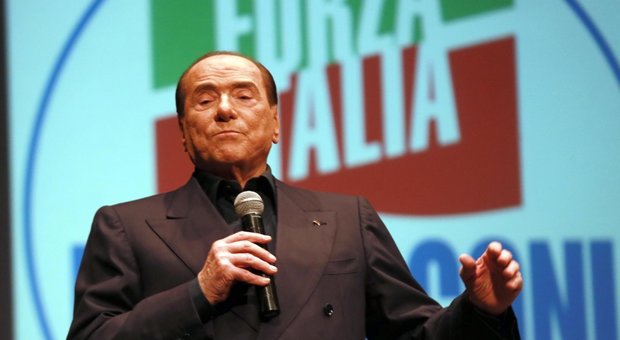 Berlusconi per non farsi battere da Salvini annuncia: «Ricompro il Milan»