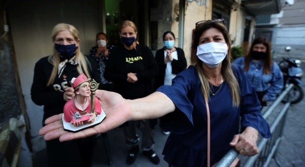 Cassa integrazione e bonus, caos pratiche in Campania: 120mila lavoratori in attesa