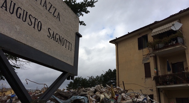 Piazza Sagnotti dopo il sisma