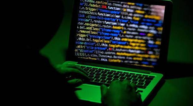 Bulgaria, hacker 20enne ruba dal Fisco i dati di 5 milioni di cittadini. Il premier: «Assumiamolo»