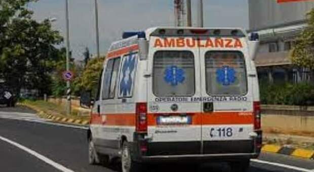 Incidente a Salerno, 44enne investito da un bus in via dei Principati: è grave