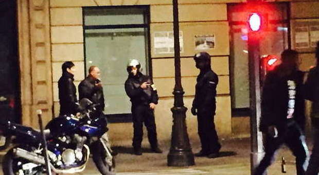 Parigi, ci sarebbe anche un 15enne tra gli attentatori dello Stade de France