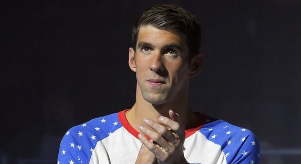 Usa, Phelps e i dubbi della vigilia: abbasserà la bandiera americana nella cerimonia d’apertura?