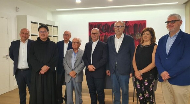 Il dottore Antonio Febbraro (a destra) e gli altri protagonisti del Network
